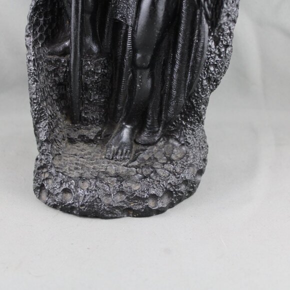 Vintage Coco Joe's Statue - King Kamehameha with Spear in Cave - Made with Lava - Picture 4 of 10